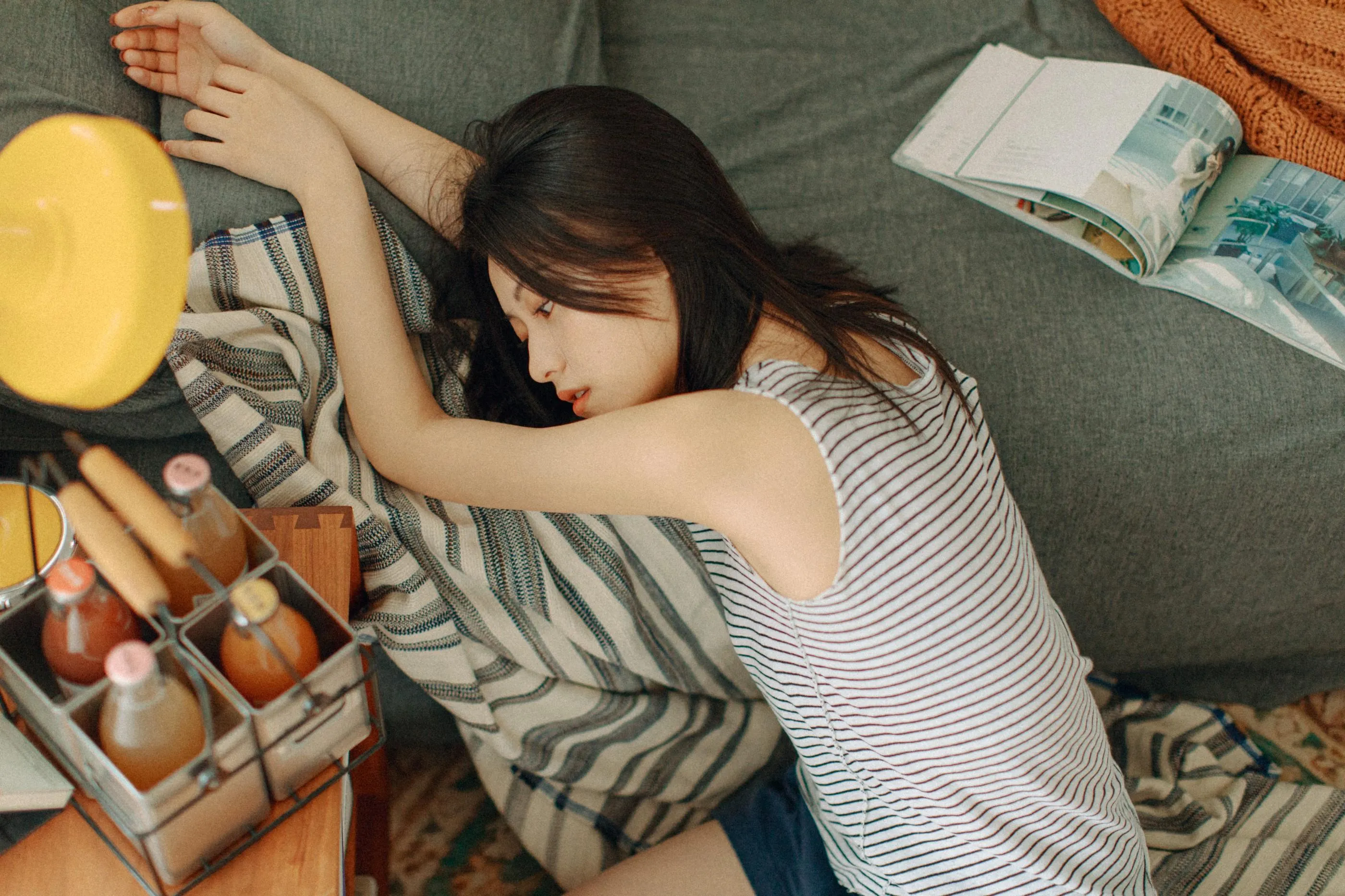 [艺图语] 2022.06.01 寝居女子写真集 九月 [34P]插图7